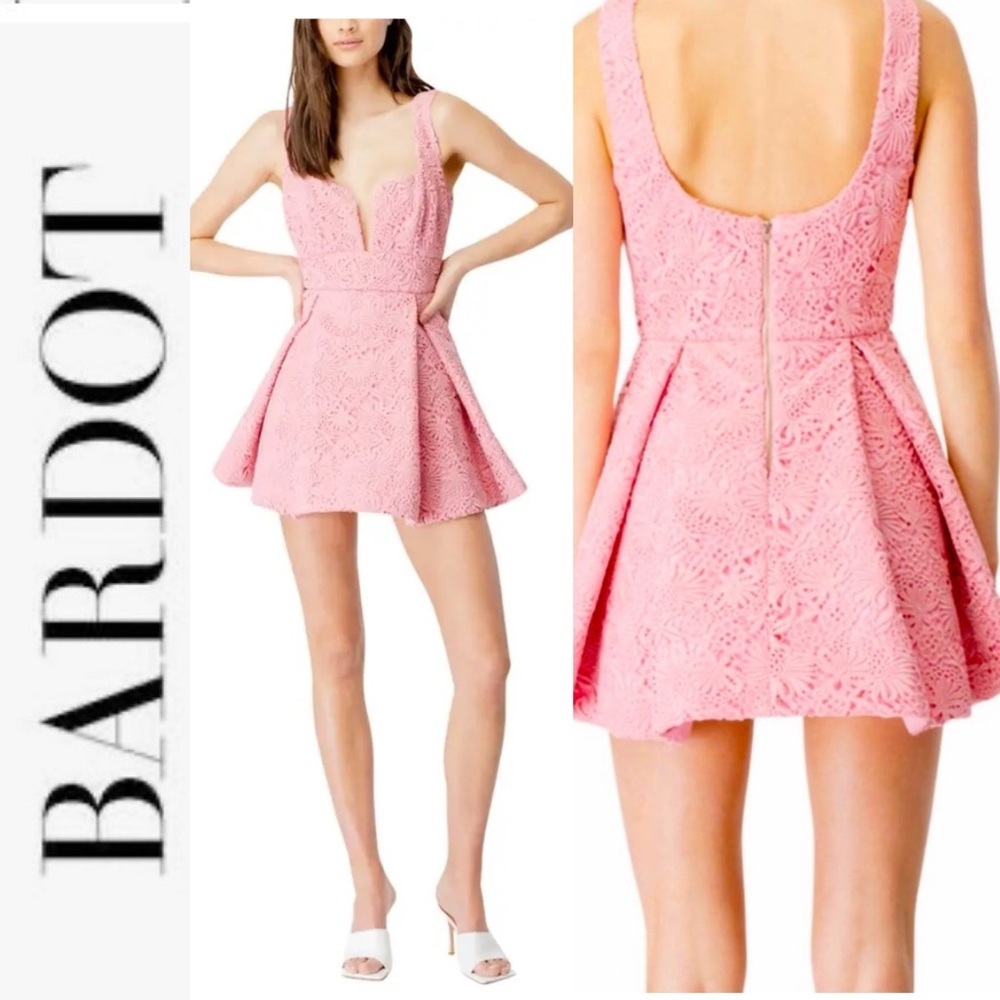 NWT Bardot Mereba Soft Pink Lace Mini Dress m